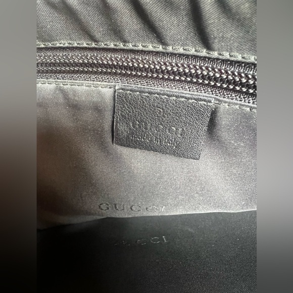 ***AUTHENTIC GUCCI WRISTLET*** - Picture 9 of 13